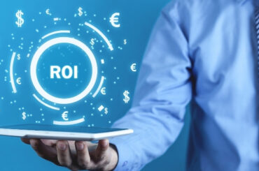 Industry Power Apps Strategy & ROI Guide 2026